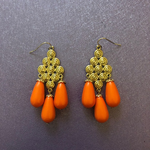 Anthropologie Jewelry - 💃🏽Anthropologie: Coral & Gold Chandelier Earrings NWOT